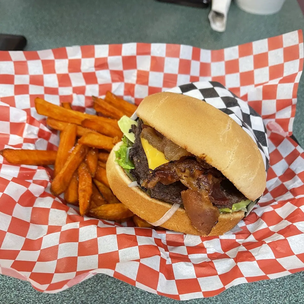 Bacon Cheeseburger