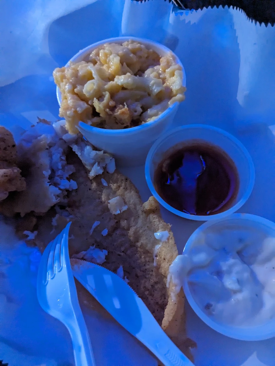 Catfish and Mac N Cheese