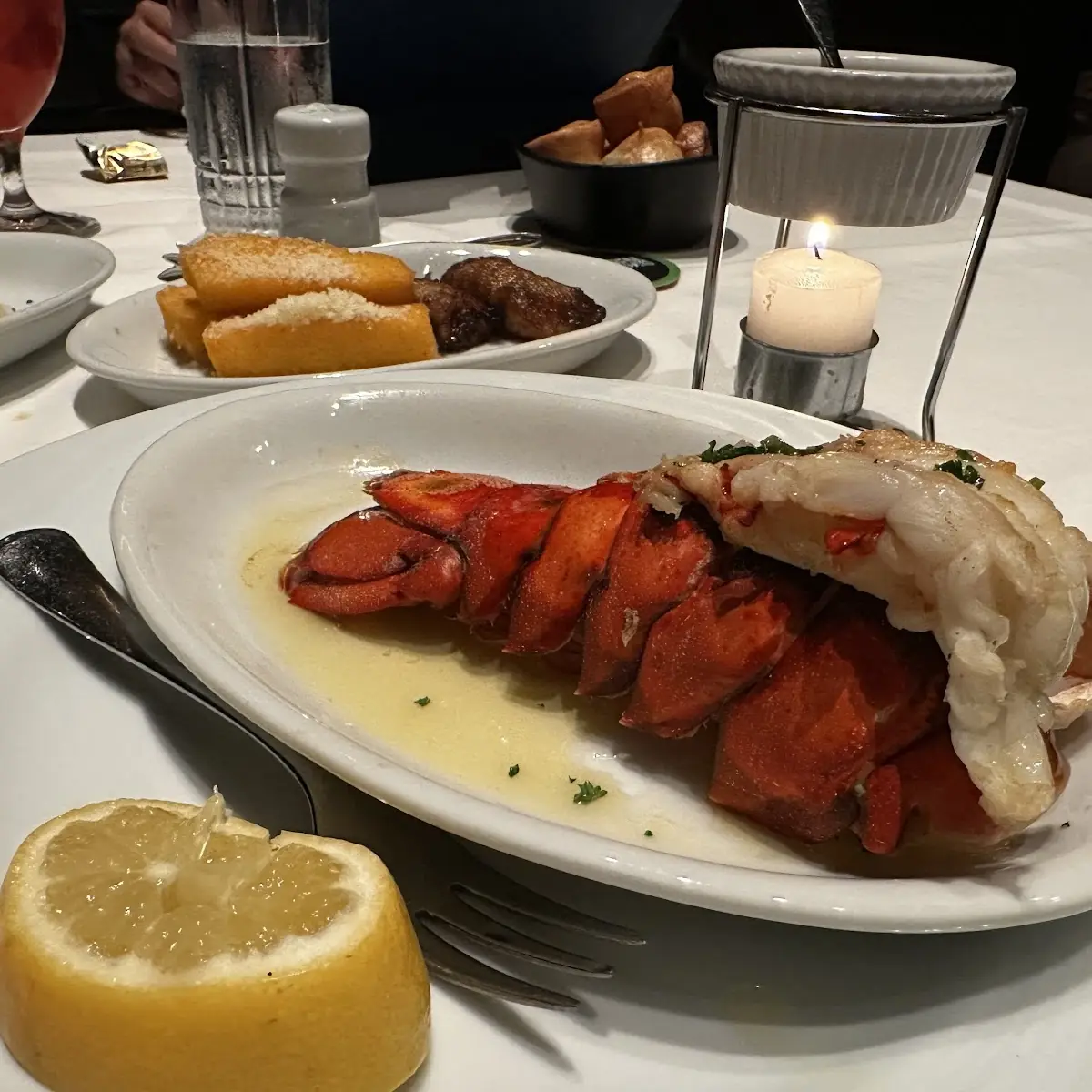 Cold-Water Lobster Tail- 6oz Raw