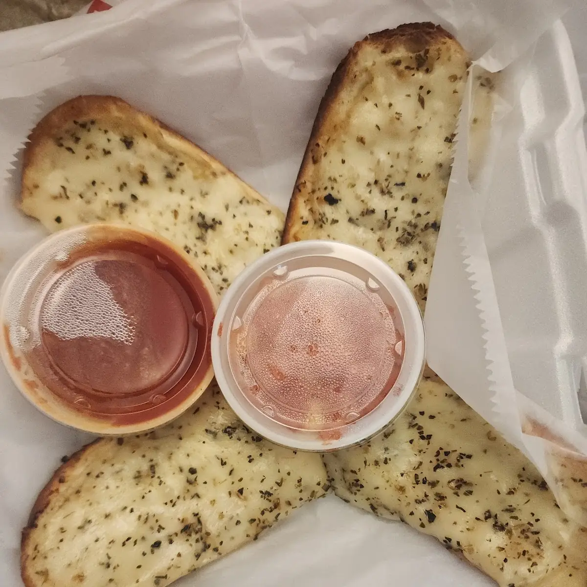 Garlic Cheese Bread and Diced Tomatoes