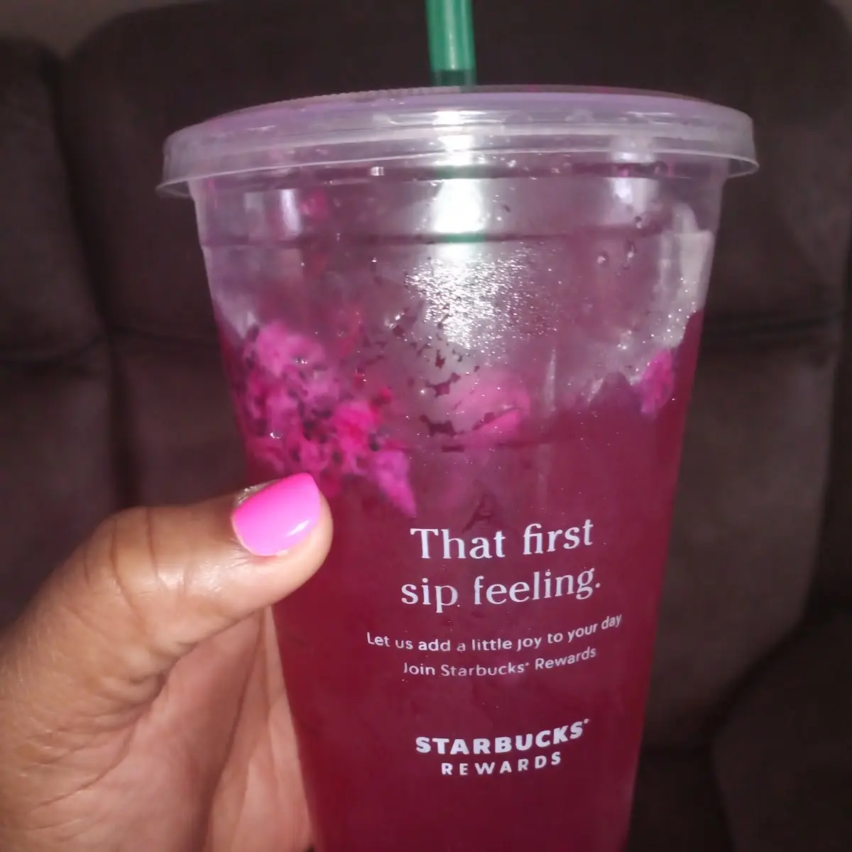 Dragon Fruit Lemonade Refresher