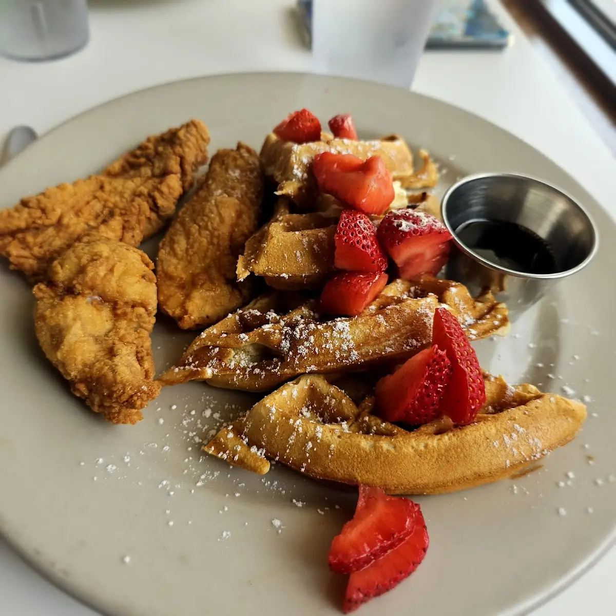 Bella Chicken & Waffles