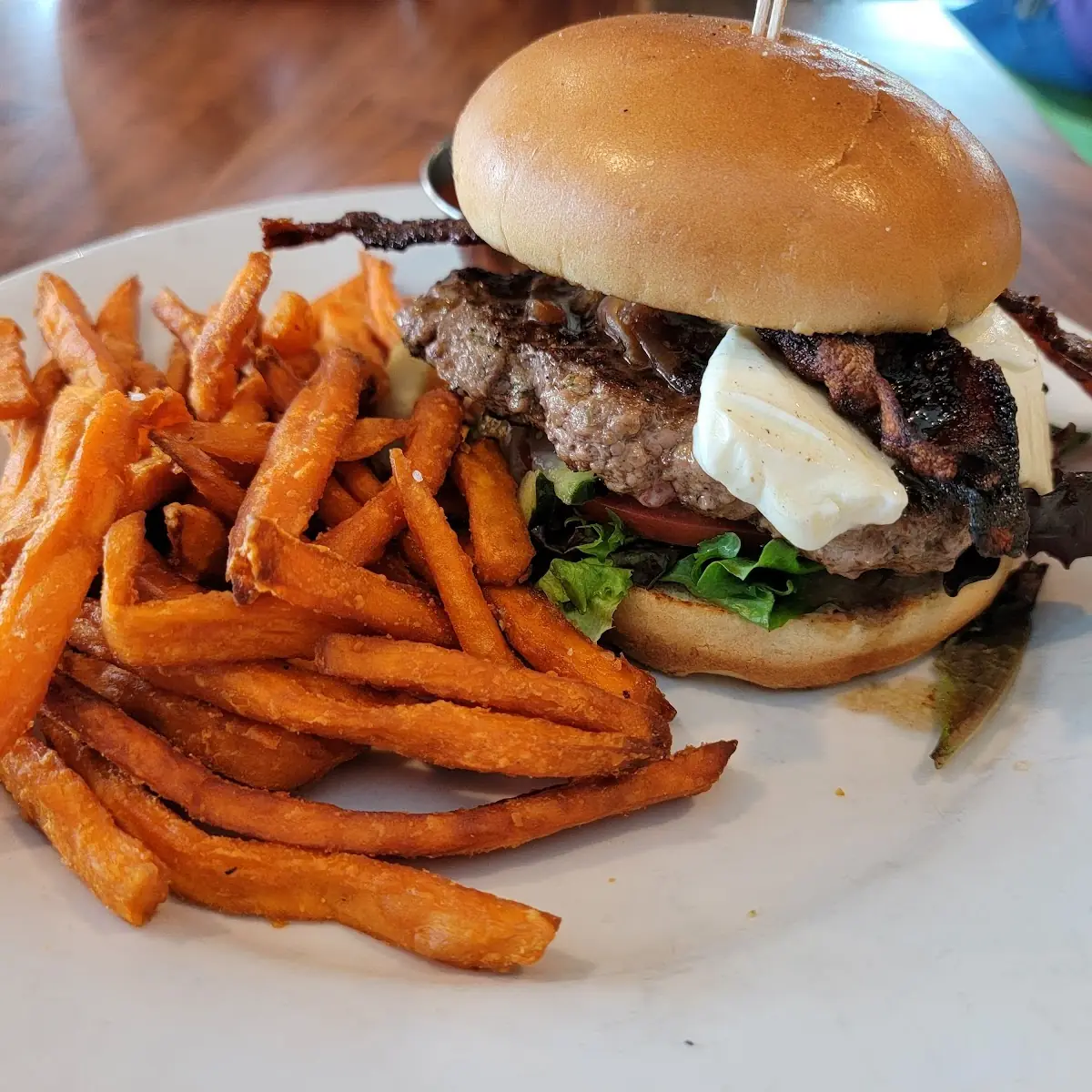 The a Burger