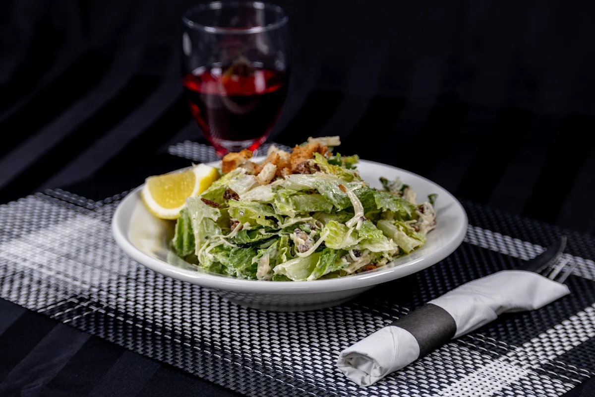 Highlights, Bistro 385