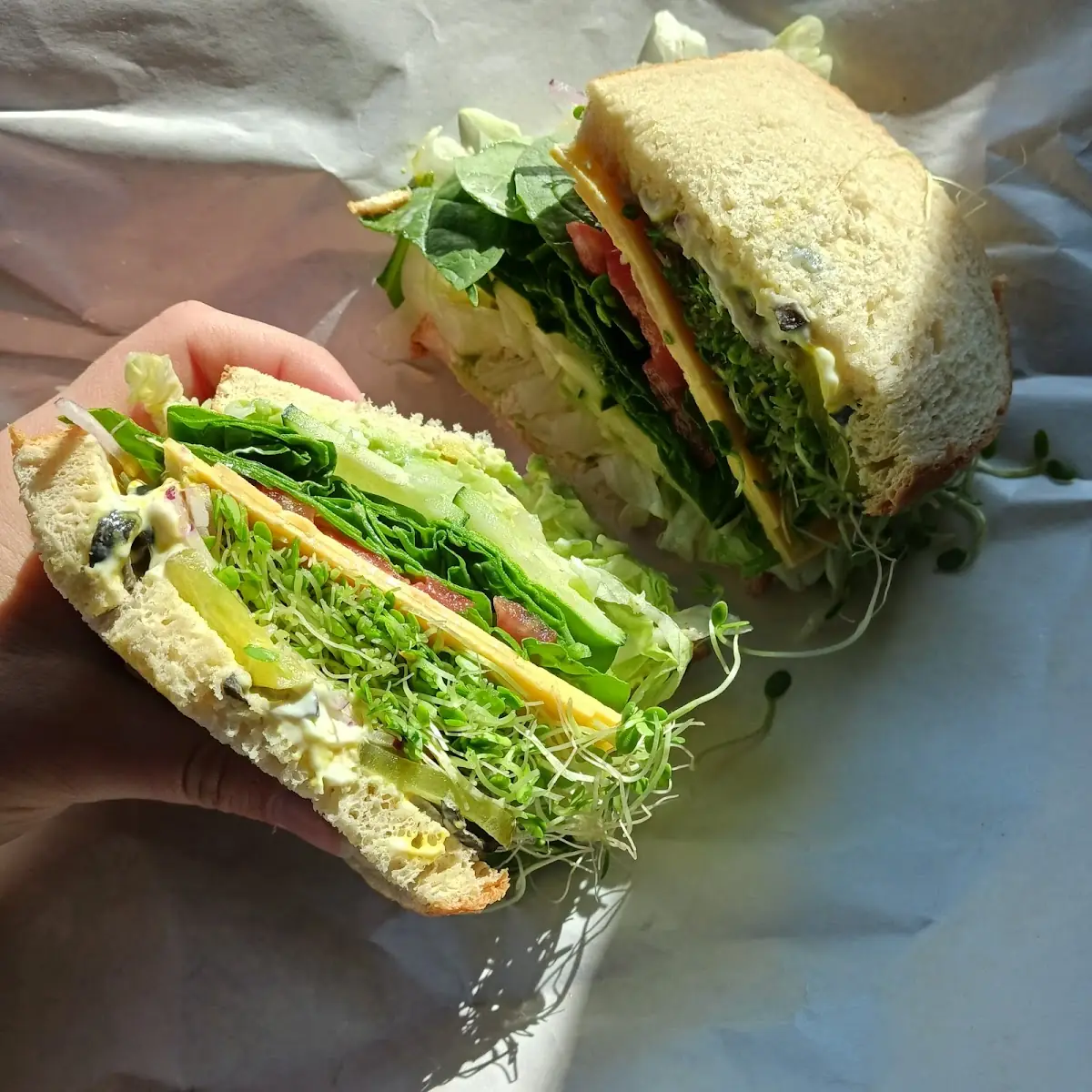 BREAKFAST SANDWICH