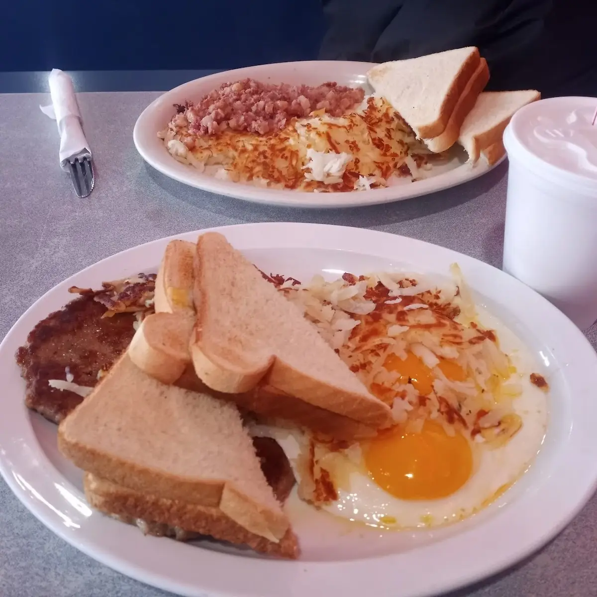 2 Eggs Sunny Side Up and Sausage