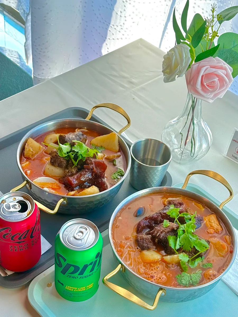Highlights, Upstairs Hot Pot (Richmond)