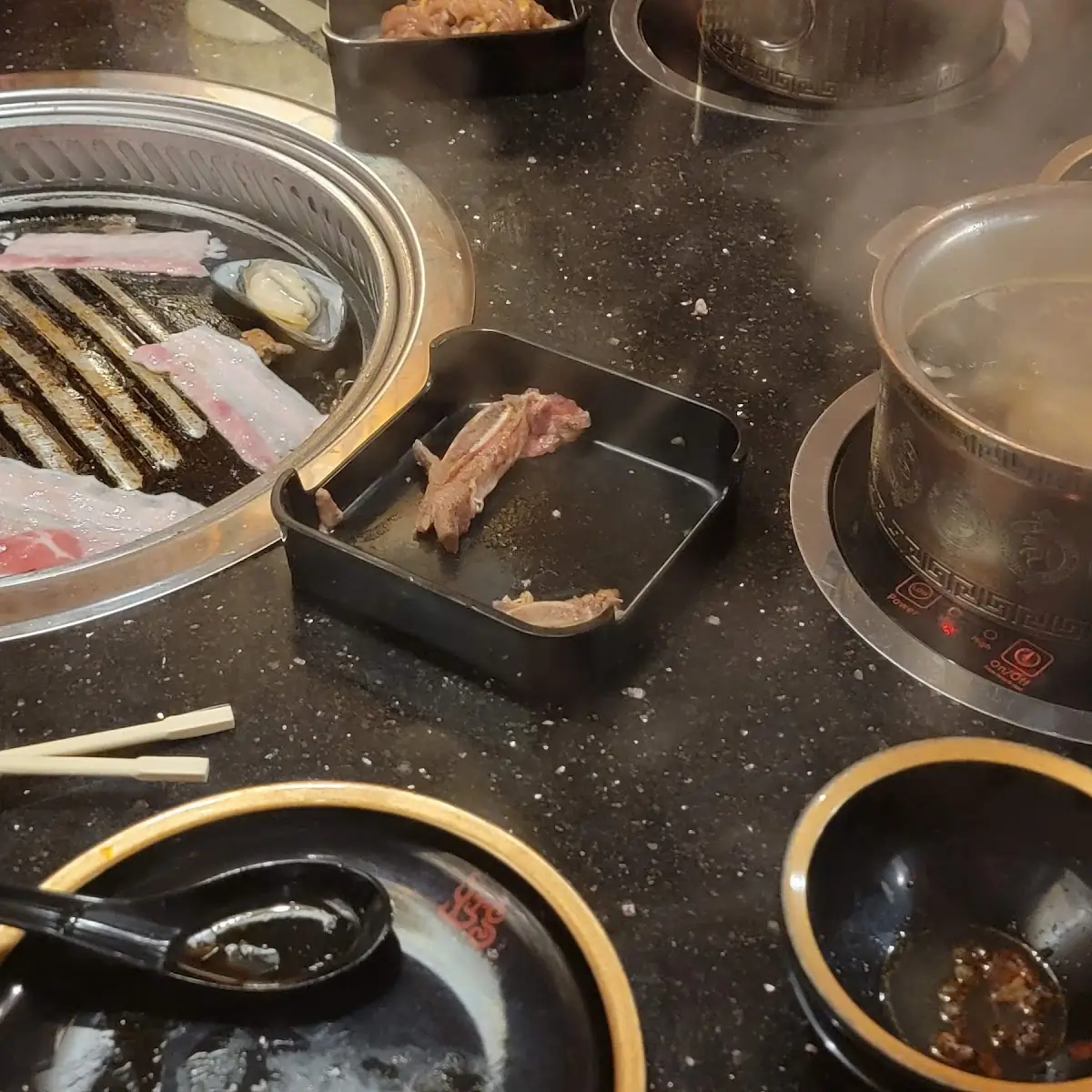 Enjoy Both BBQ & Hot Pot