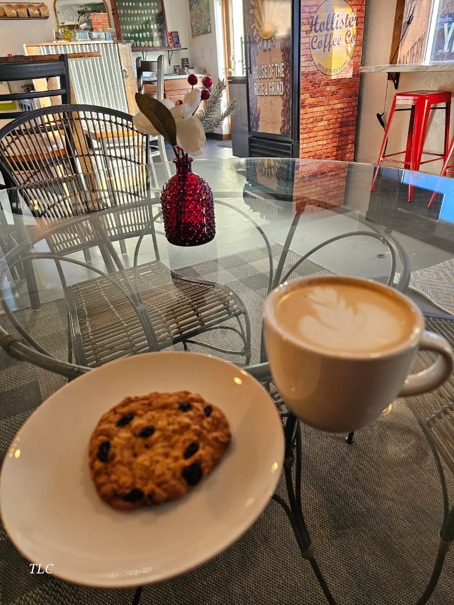 Oatmeal Raisin Cookie and Chai Tea Latte