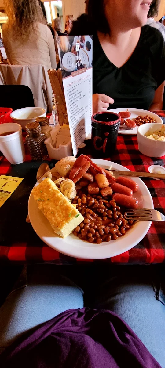 Highlights, Cabane à Sucre Chez Ti-Père