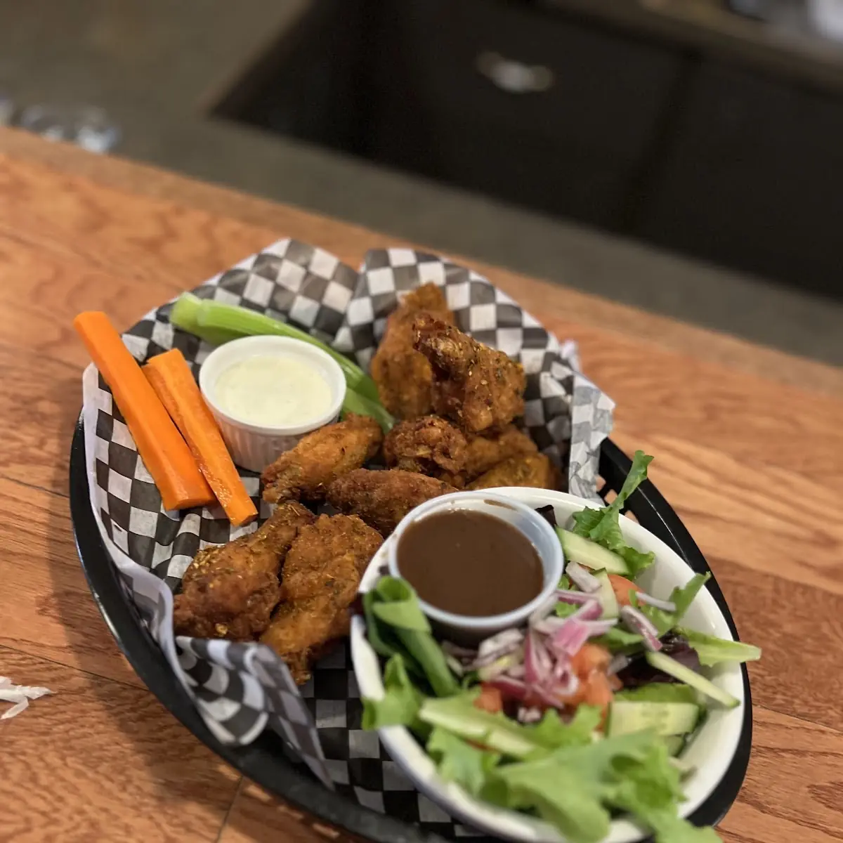 Highlights, Sandy's Riverside Grill