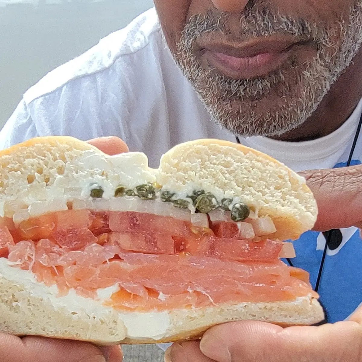 Hummus Bagel