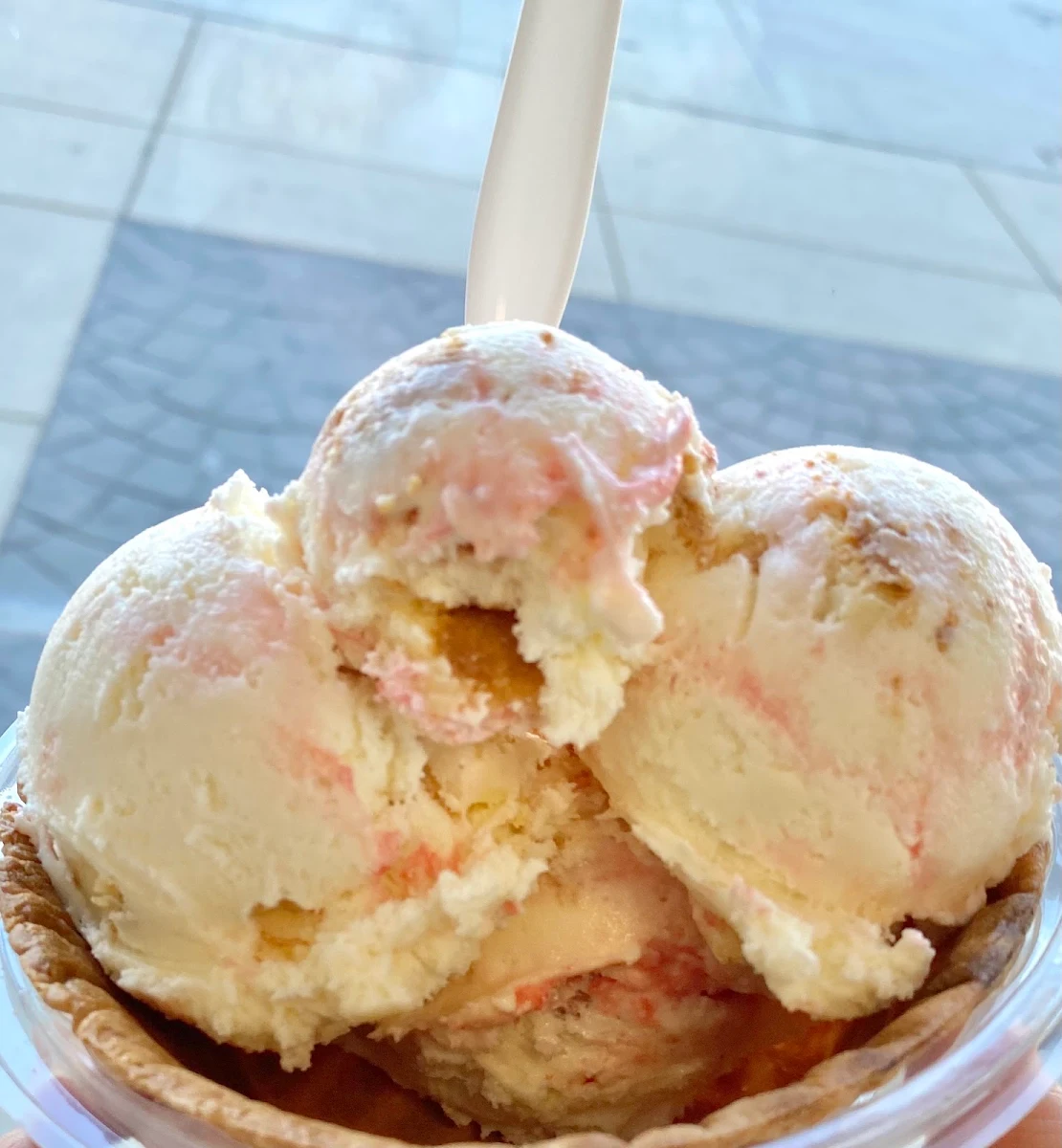 Strawberry Cheesecake Chunk Ice Cream