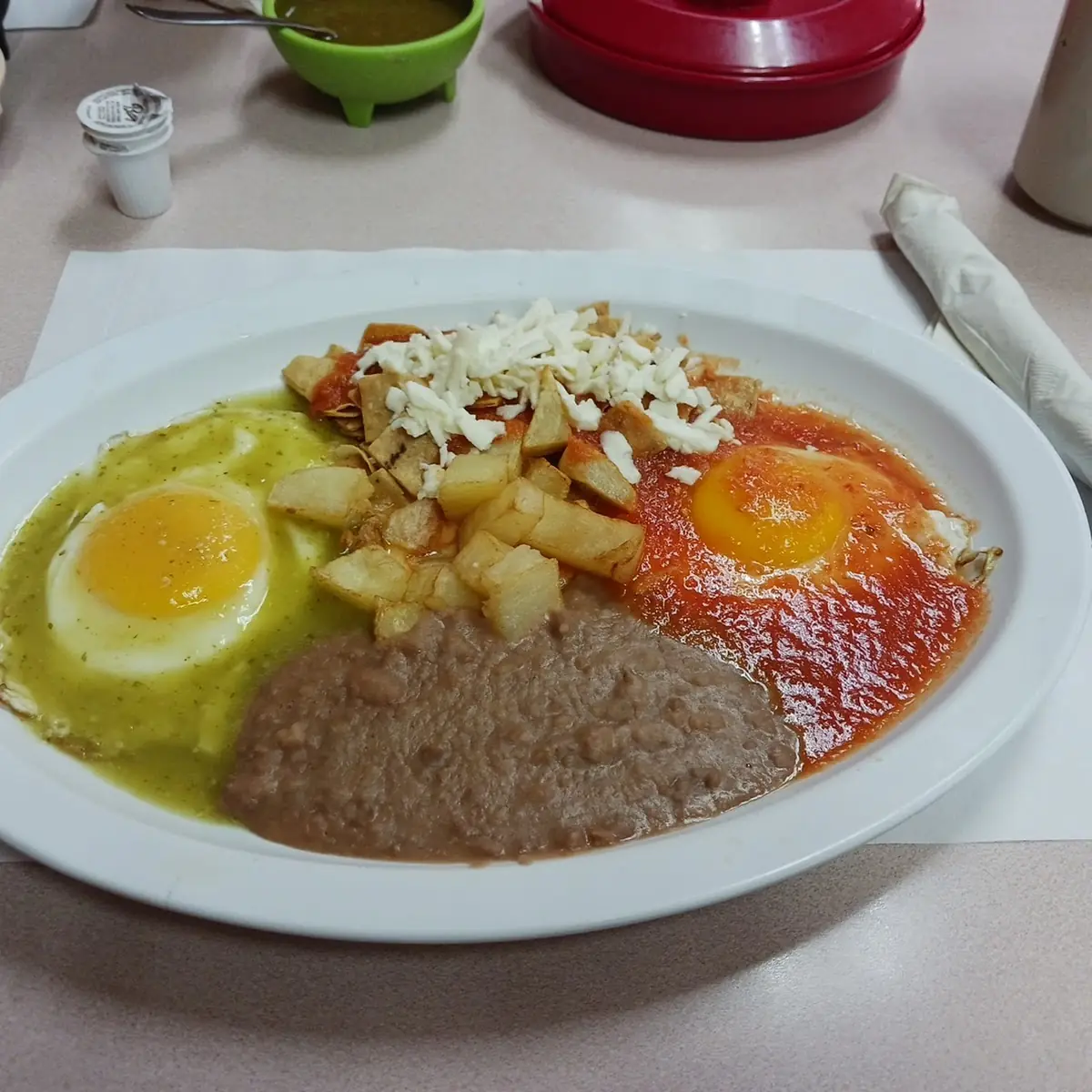 Huevos Divorciados