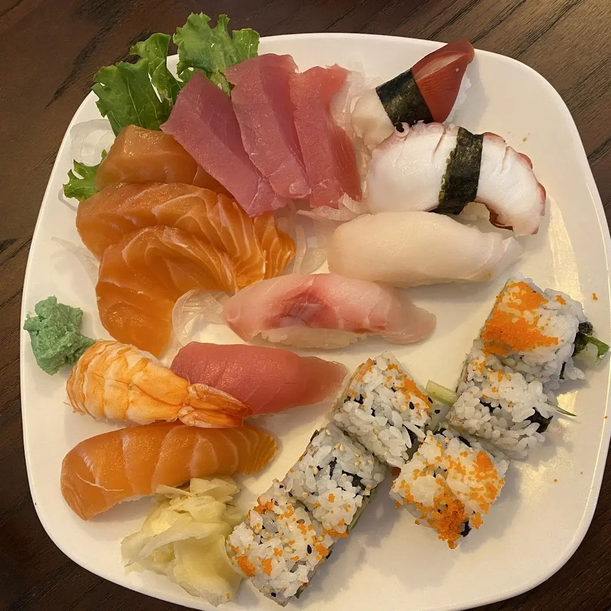 Sushi and Sashimi Deluxe Lunch