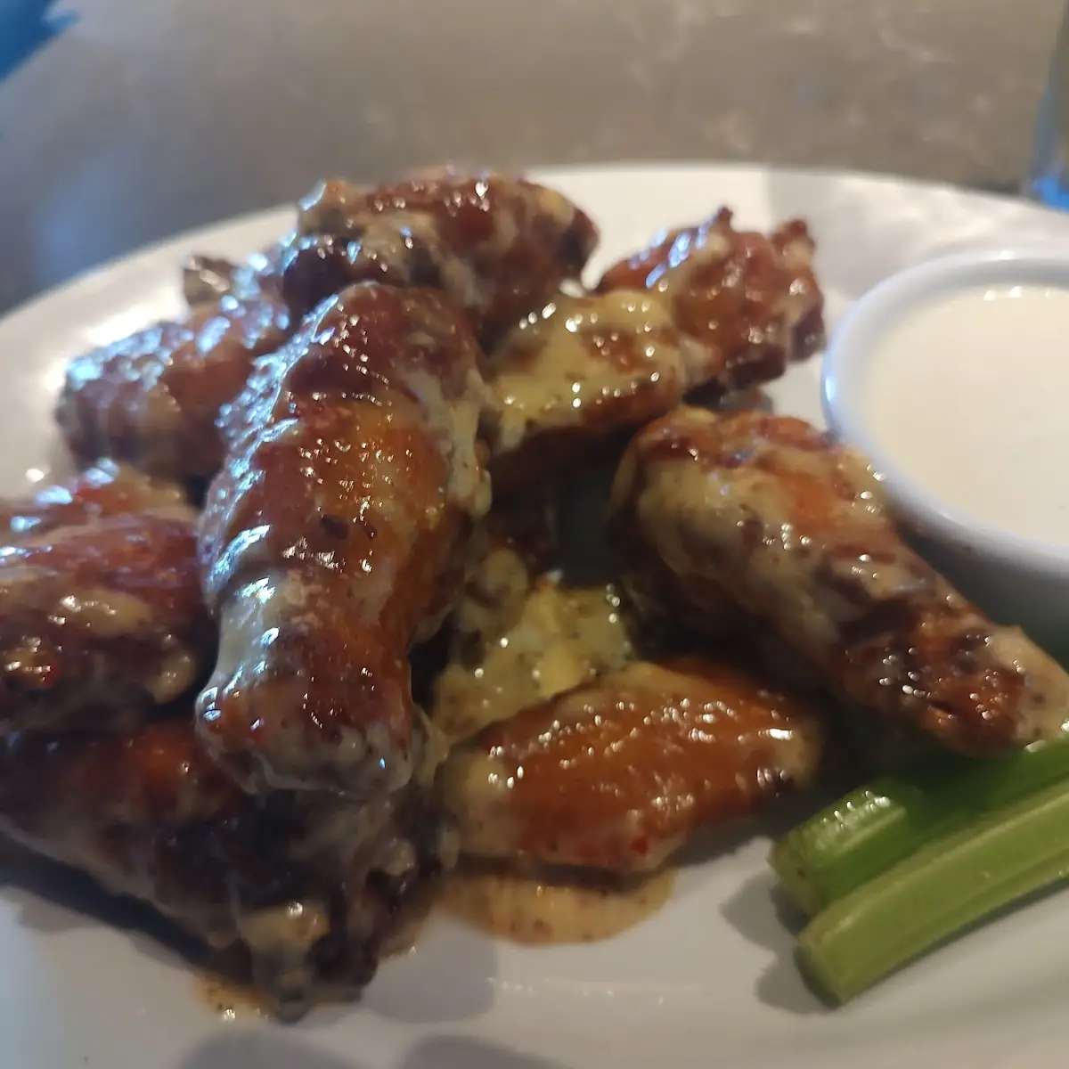 Traditional Wings Zesty Garlic