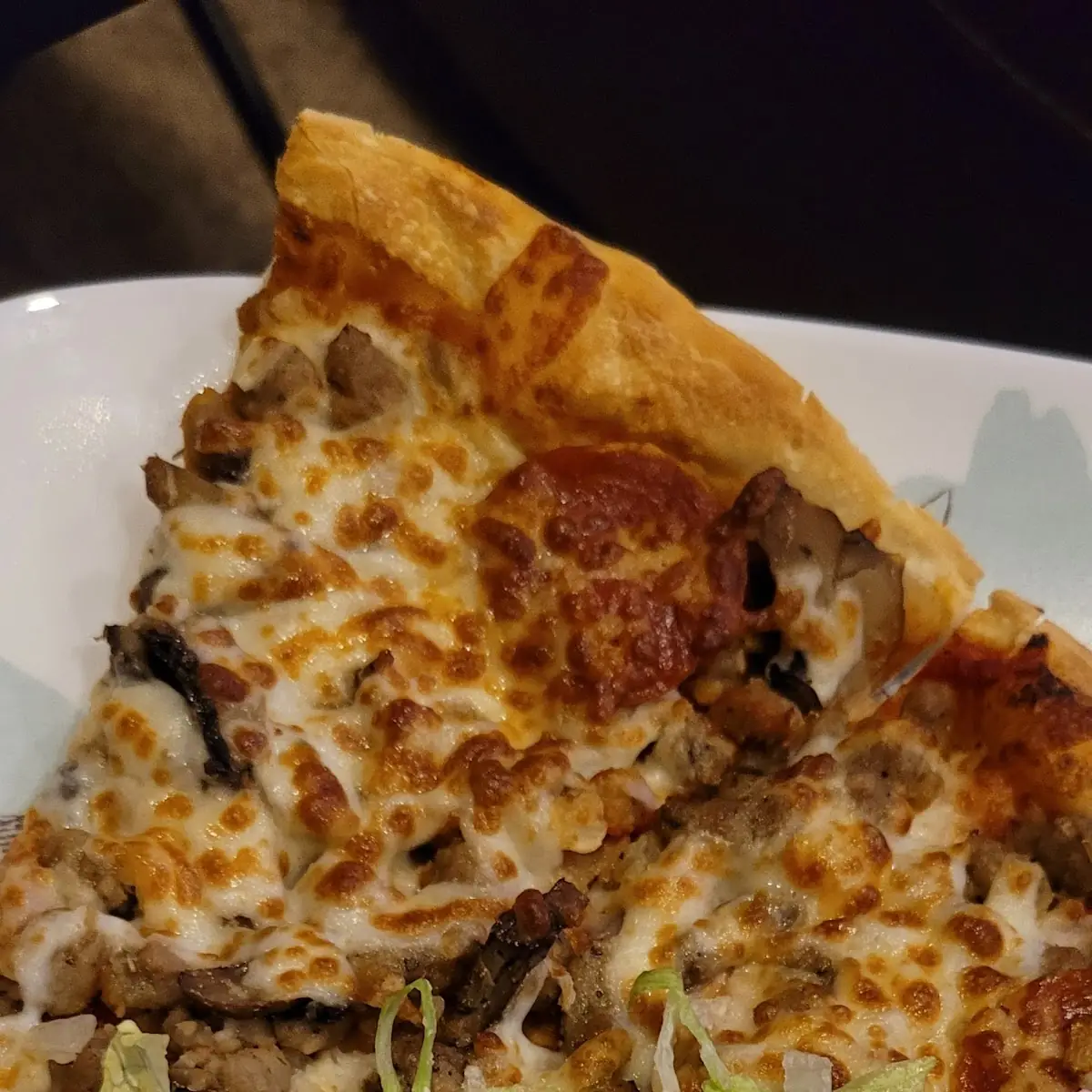 Deluxe Pizza and Salad