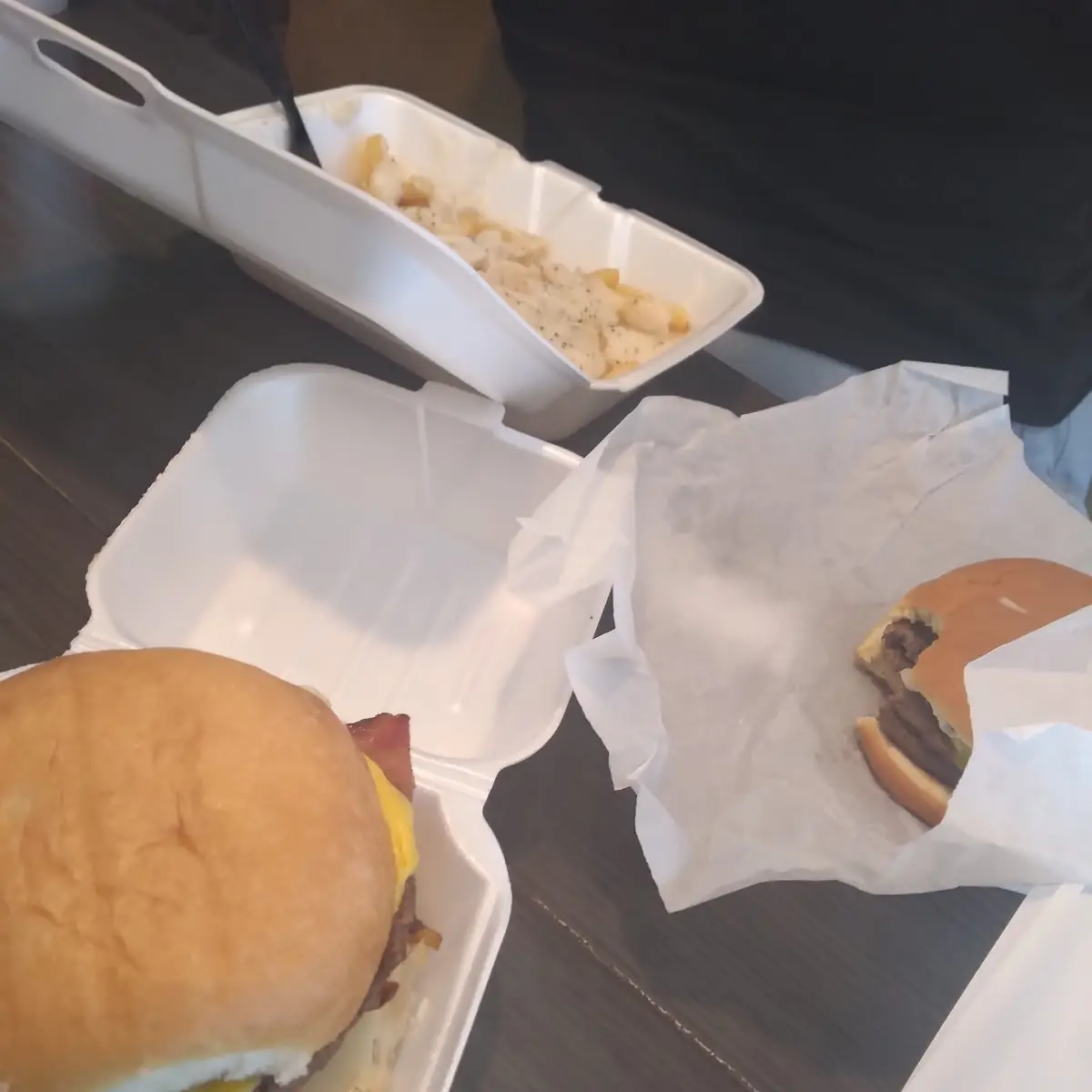 Zone Burger Double Burger Wet Fries