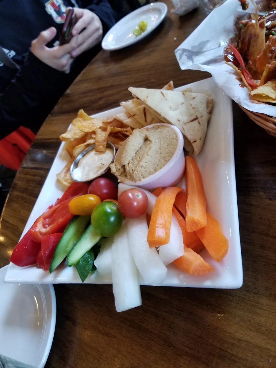 Veggie Platter, Dusty's Bar & BBQ
