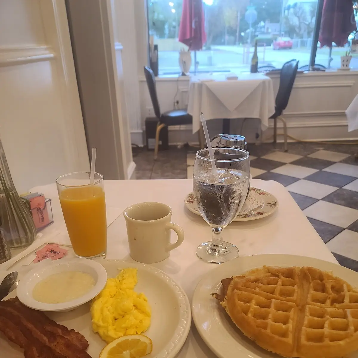 Crispy Bacon and Eggs and Waffle