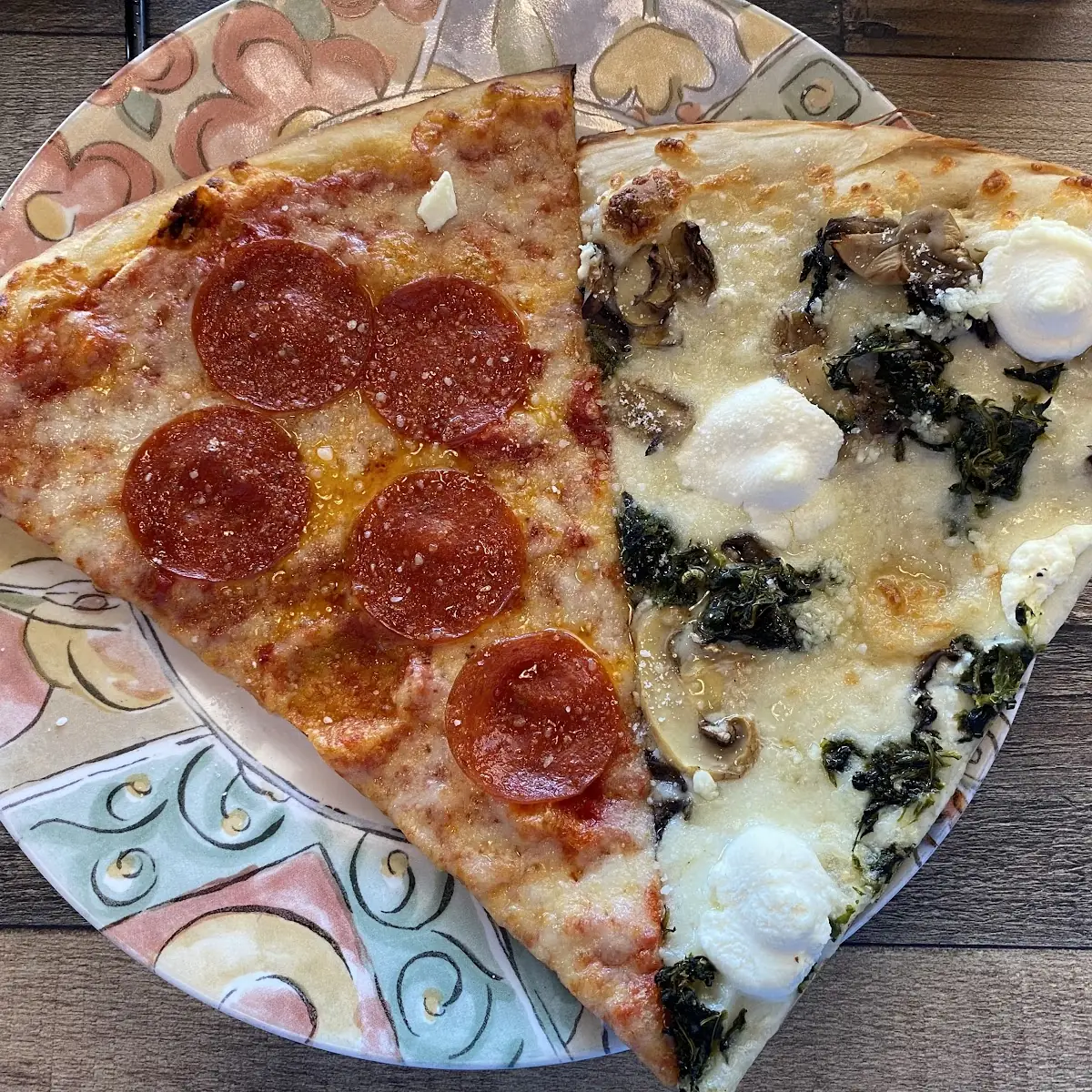 White & Pepperoni Pizza