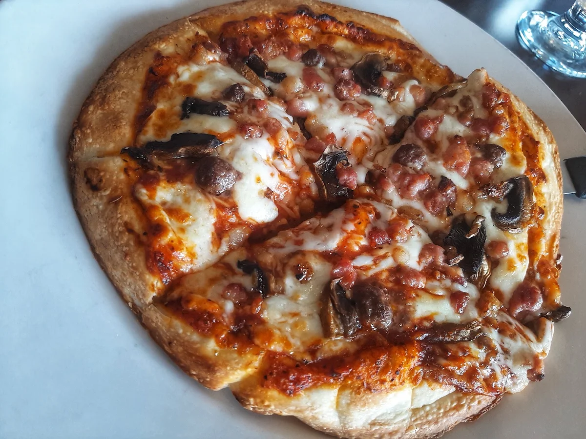 Pizza with Mushrooms Round Beef and Bacon
