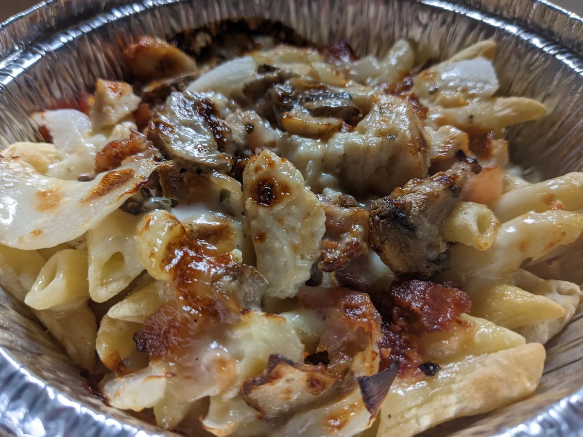 Chicken Carbonara Pasta Bowl