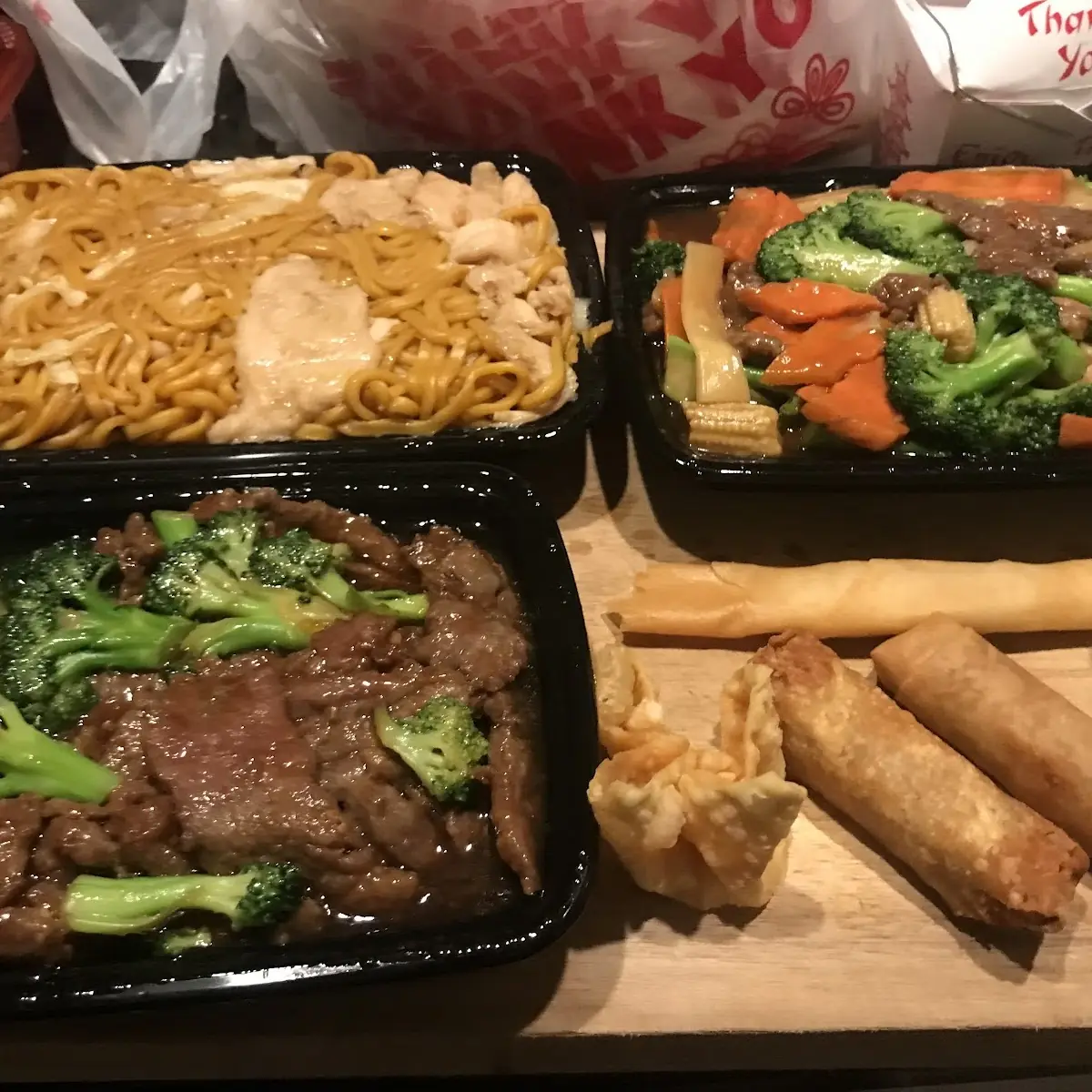 Spring Roll Crab Rangoon