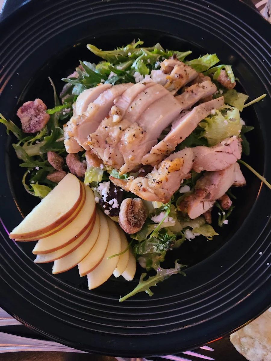 House Salad with Grilled Chicken
