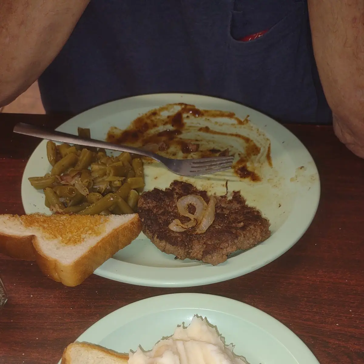 Hamburger Steak Mashed Potatoes and Green Beans