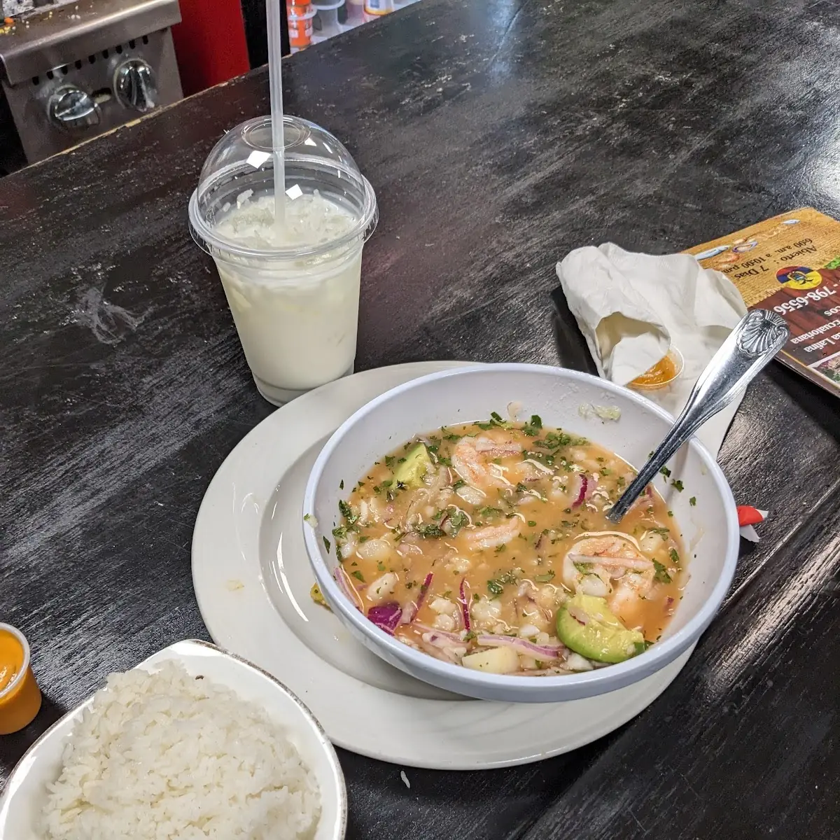 Ceviche De Camarón Con Arroz Blanco