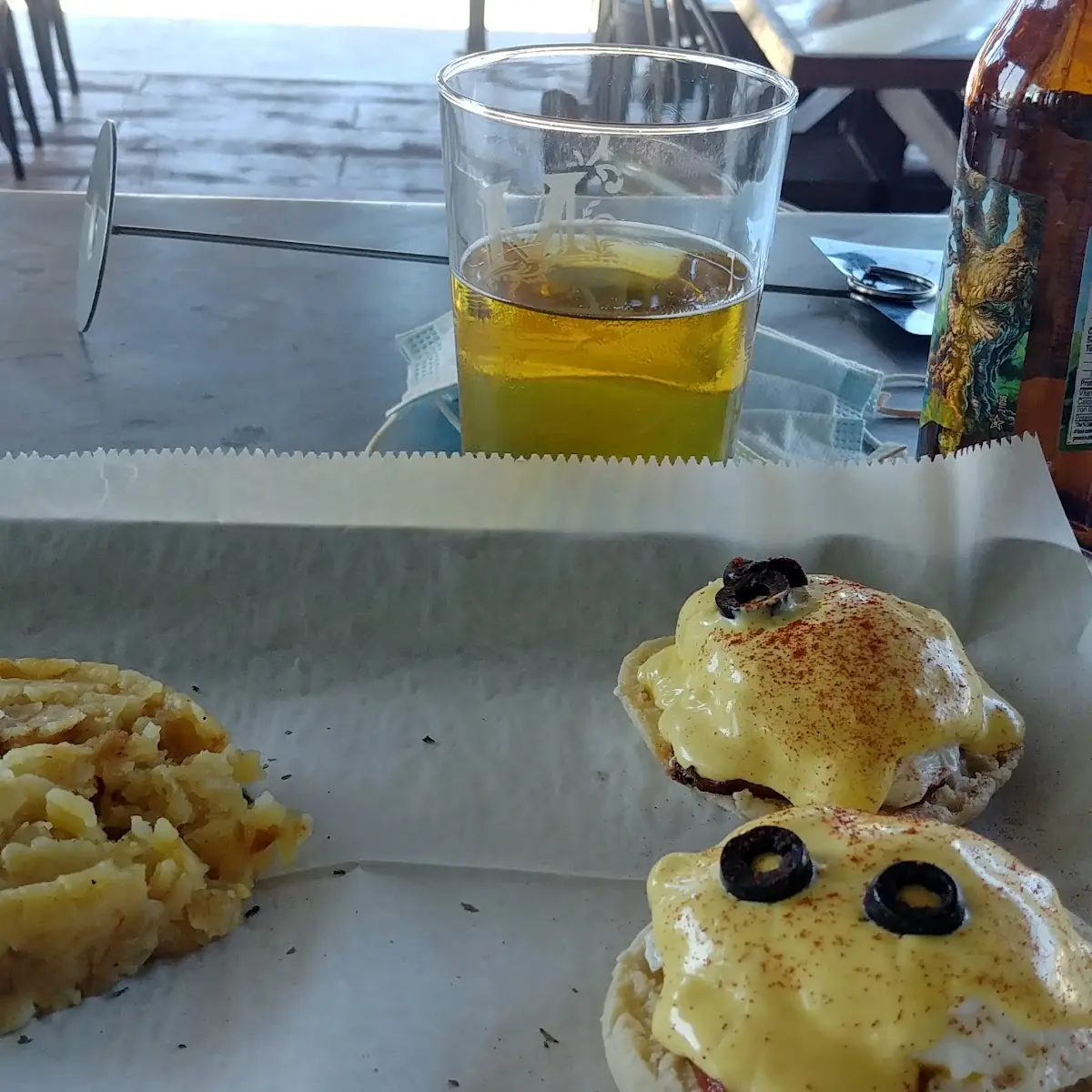 Eggs Benedict & Quiche Lorraine