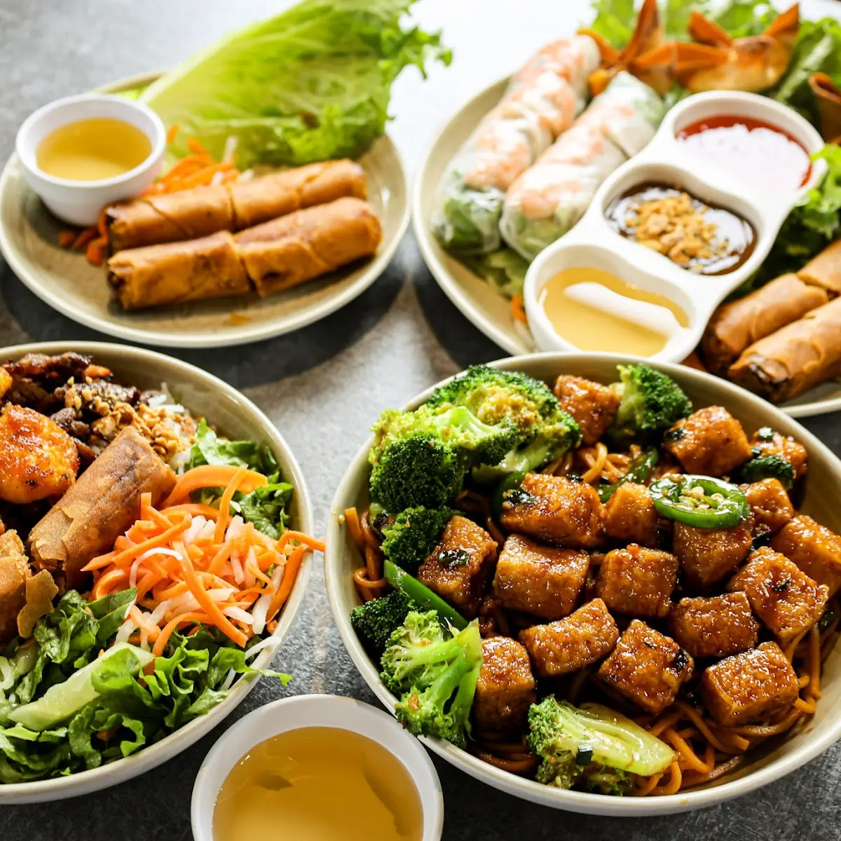 Vermicelli with Egg Rolls