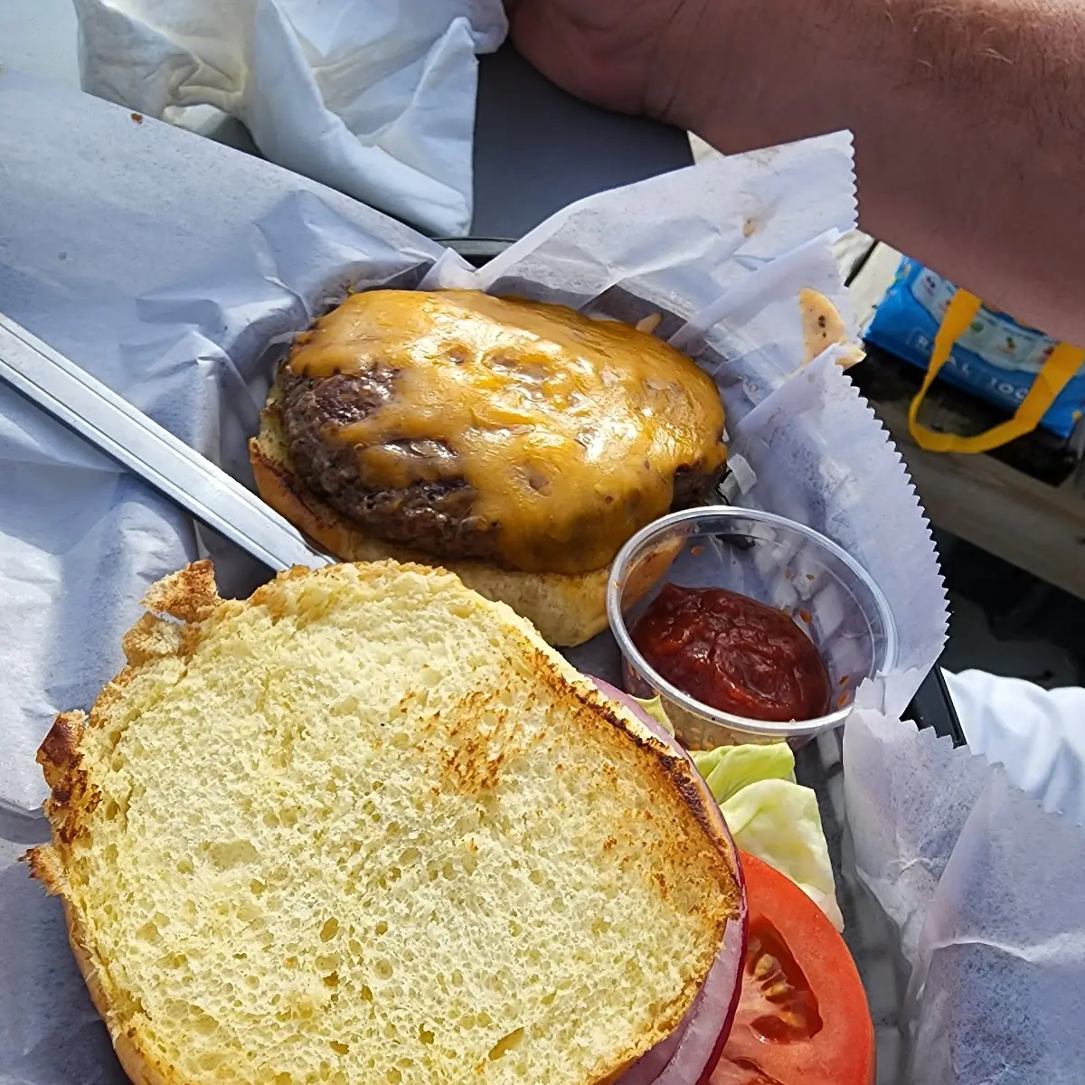 Cheese Burger Deluxe