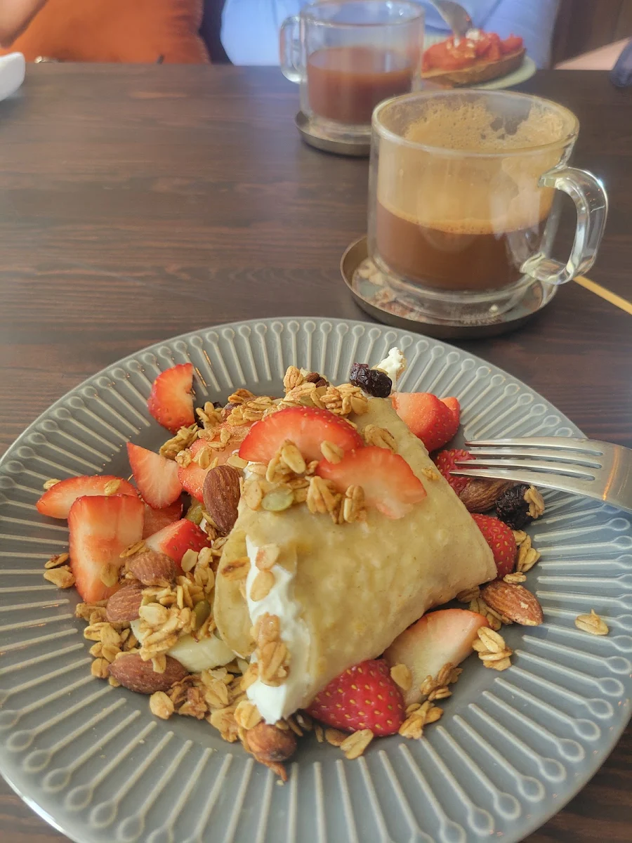 Strawberry Banana Crepe