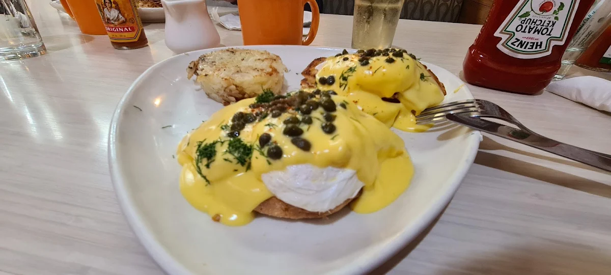 Eggs Benedict