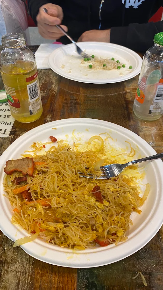 Noodles, Haha Asian Express Hyperdome