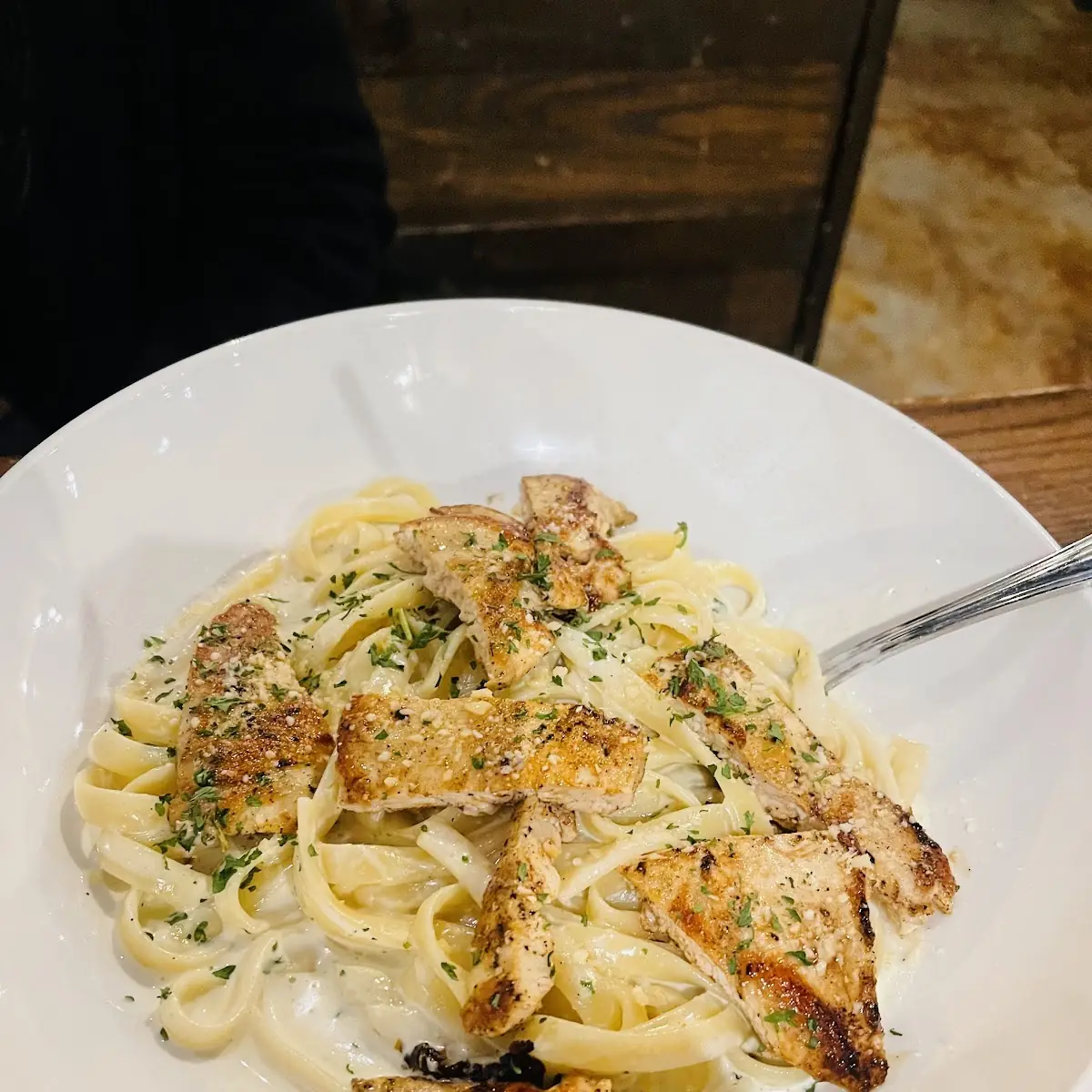 Chicken Fettuccine Alfredo