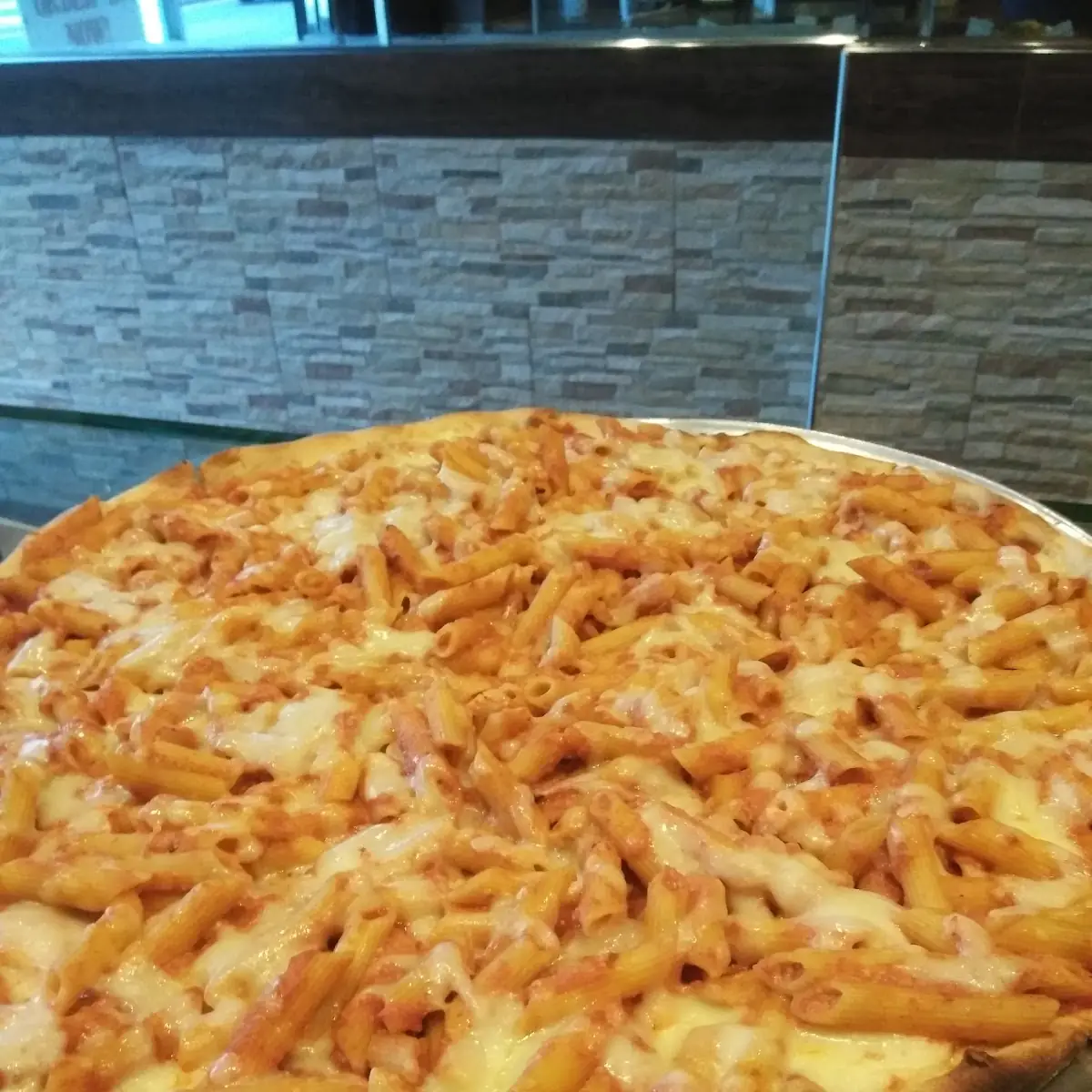 Baked Ziti Pizza
