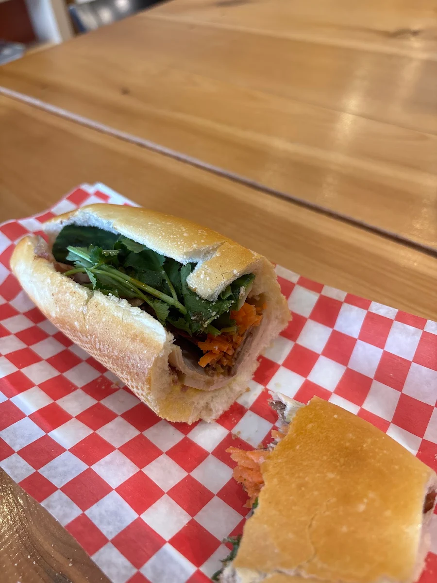 Bahn Mi, Pokai