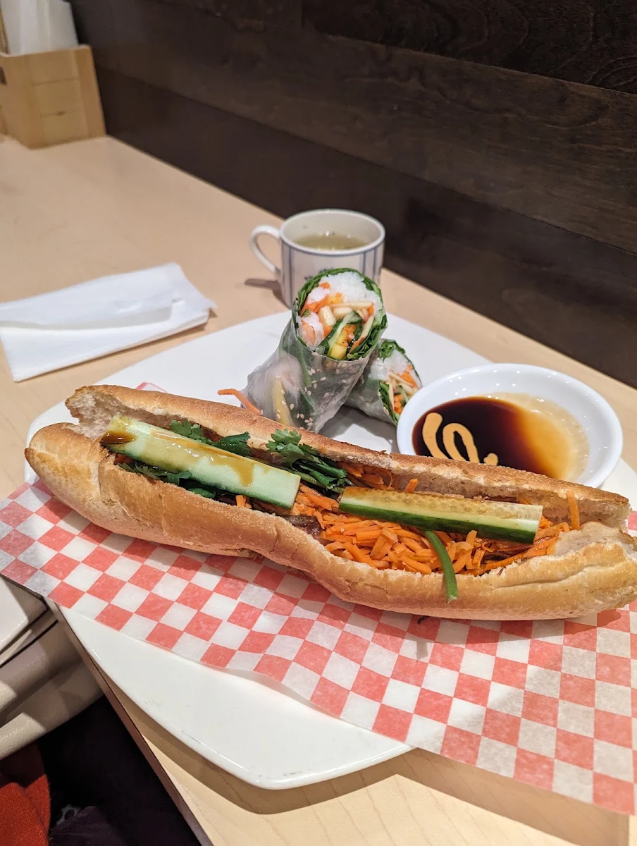 Vietnamese Porc Special Banh MI, Pokai