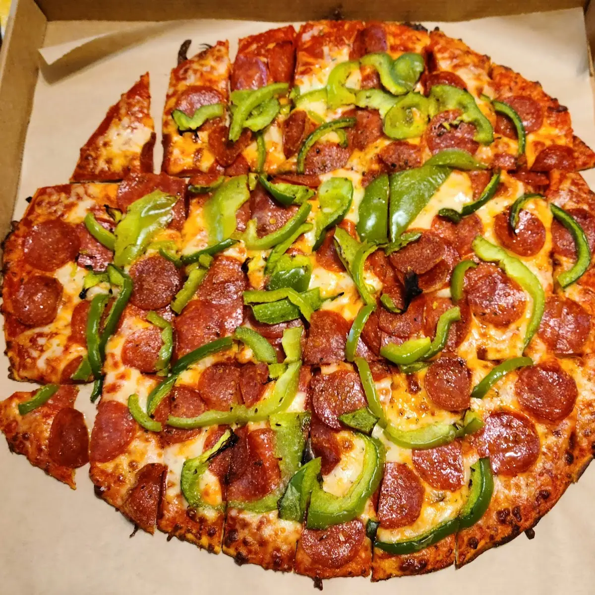 Pepperoni and Green Pepper Pizza