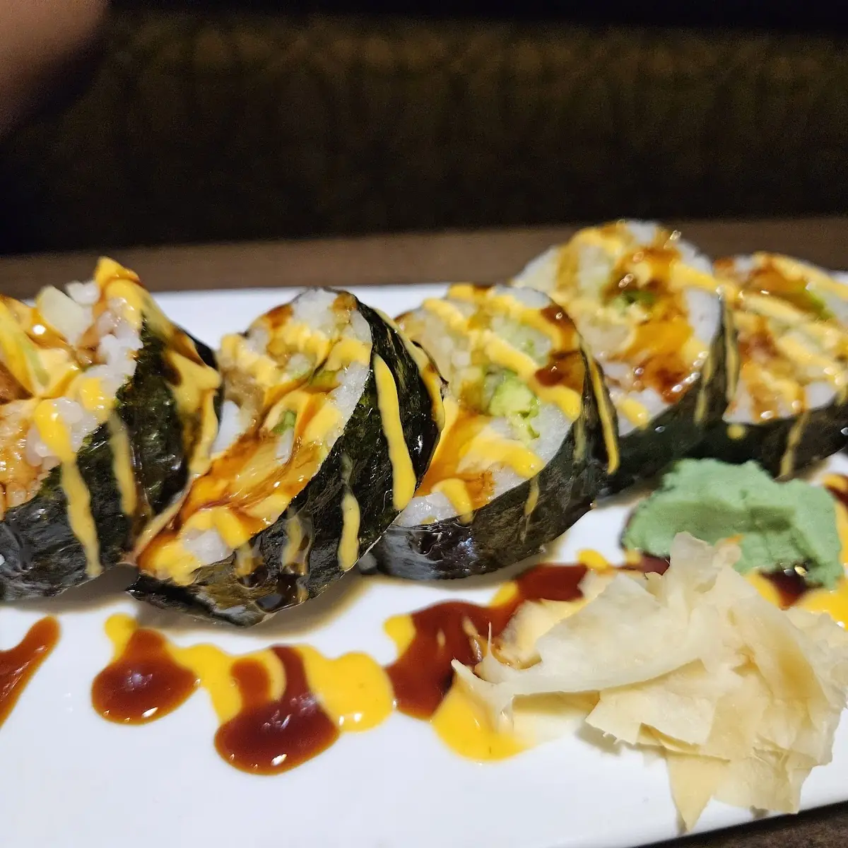 Kympyo Avocado Roll