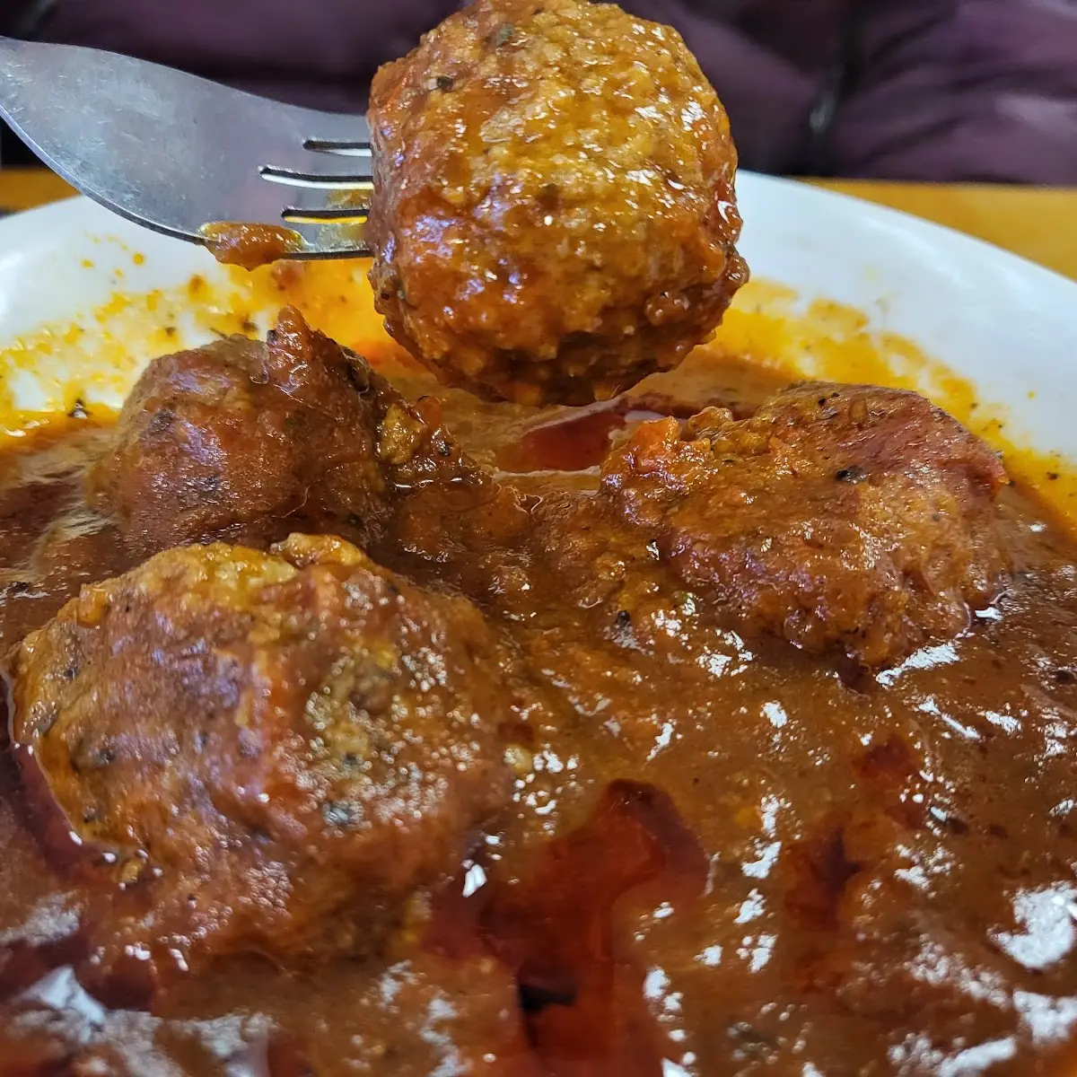 Meat Balls in Tomato Sauce