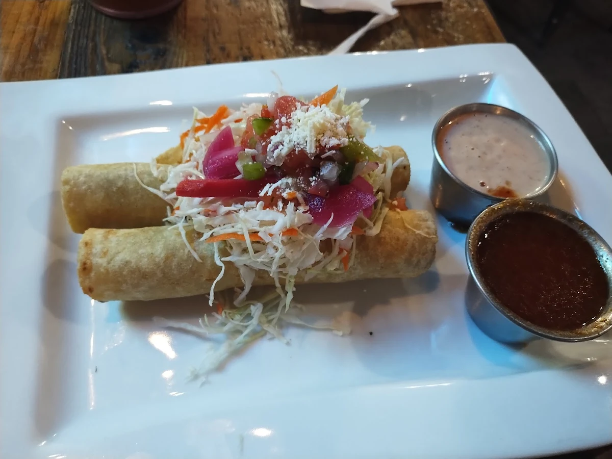 Tacos Hondurenos Pollo
