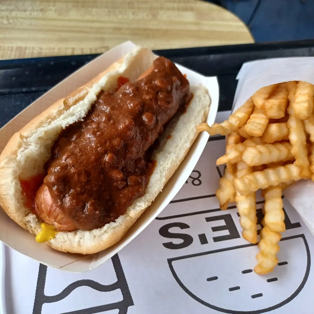 Hot Dog with Chili Sauce Fries