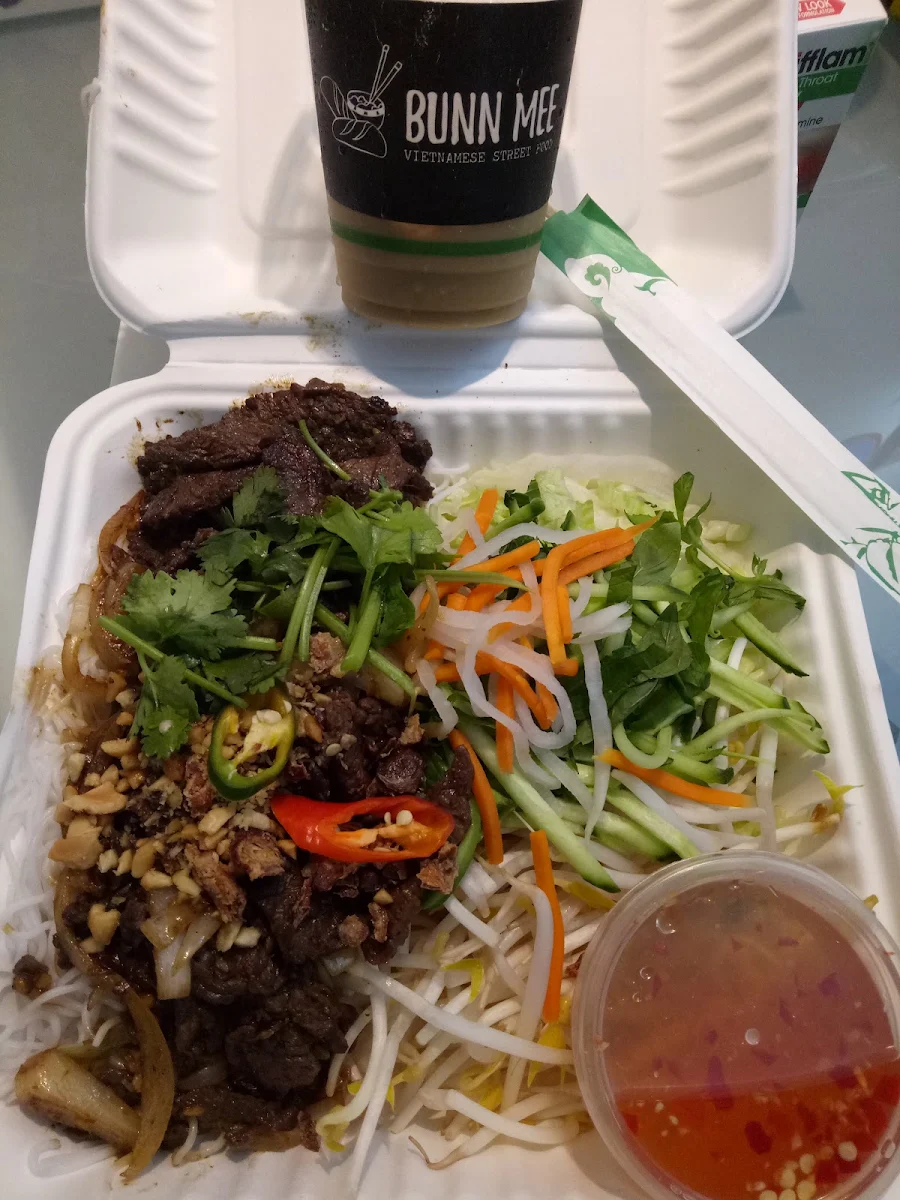 Beef Noodles Salad