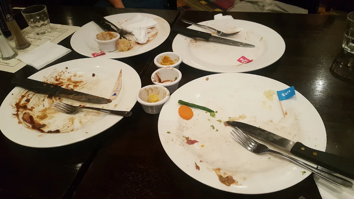 Highlights, Graziers Steakhouse