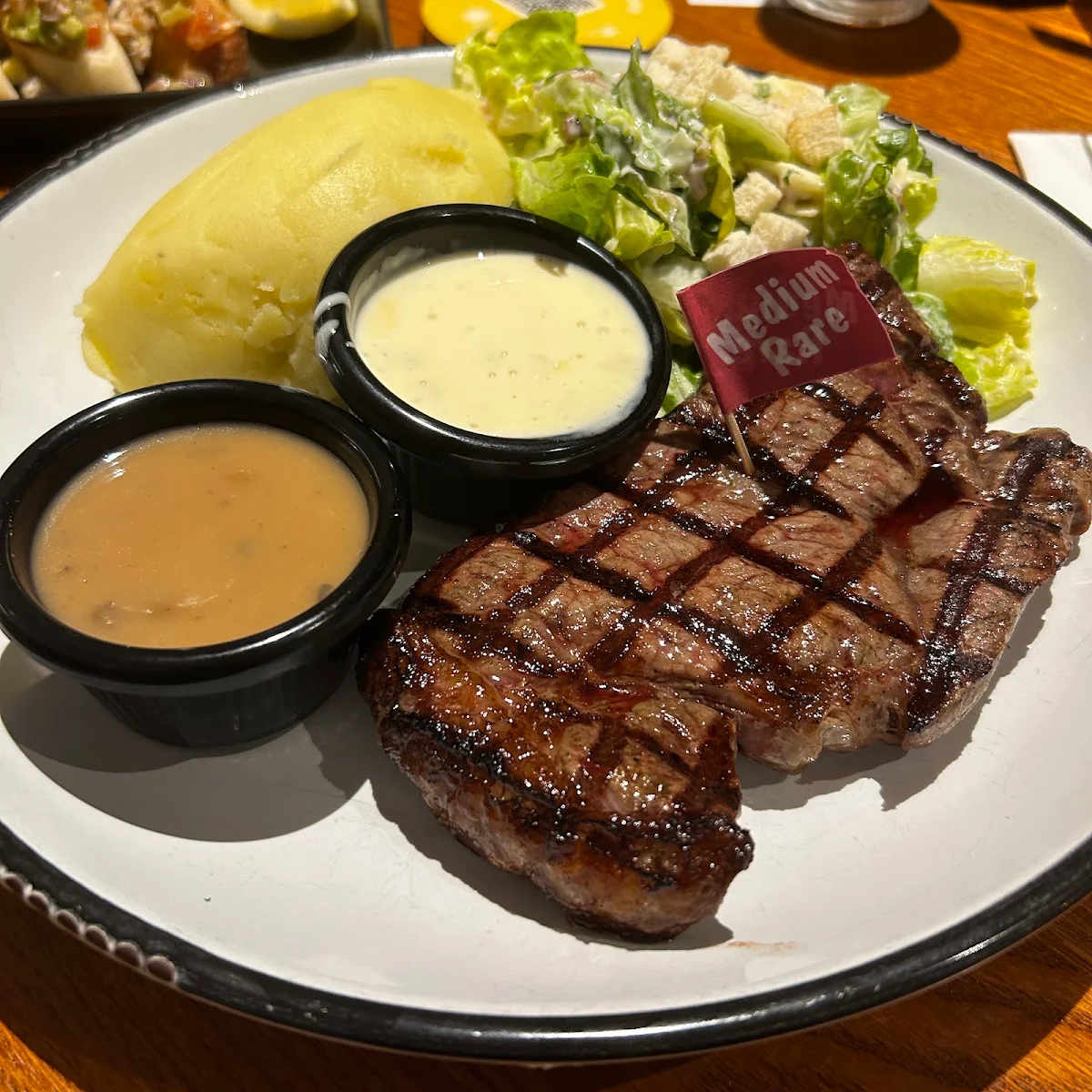 Highlights, Graziers Steakhouse