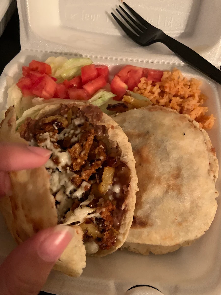 Pastor Gordita Plate